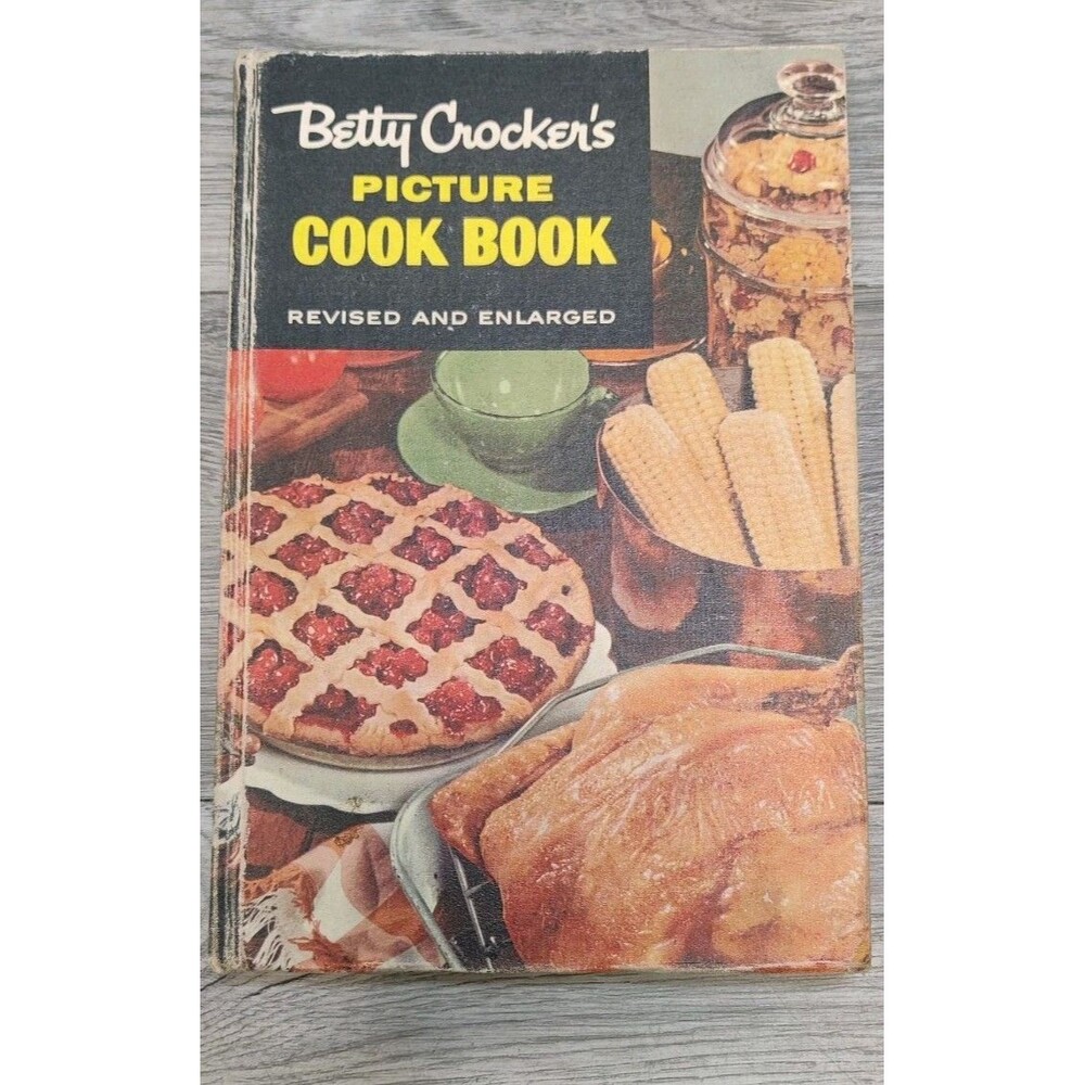 Betty Crocker's Picture Cook Book Revised Enlarged Second Edition 4th Print 1956